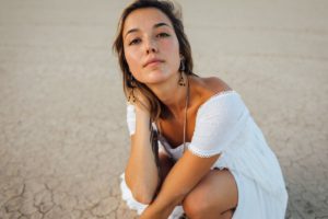 lady in summer look